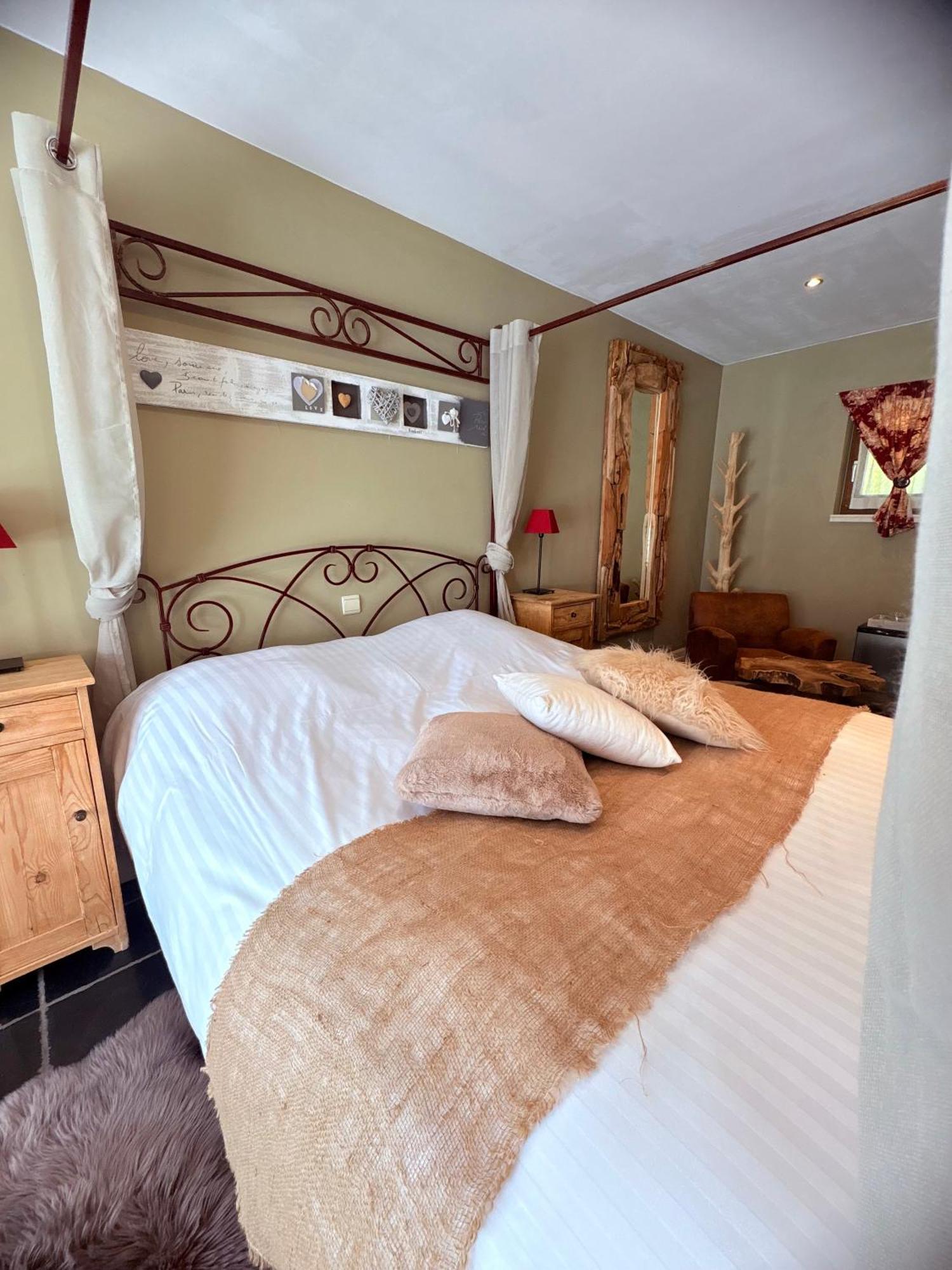 Comme A La Ferme Bed & Breakfast Durbuy Ngoại thất bức ảnh